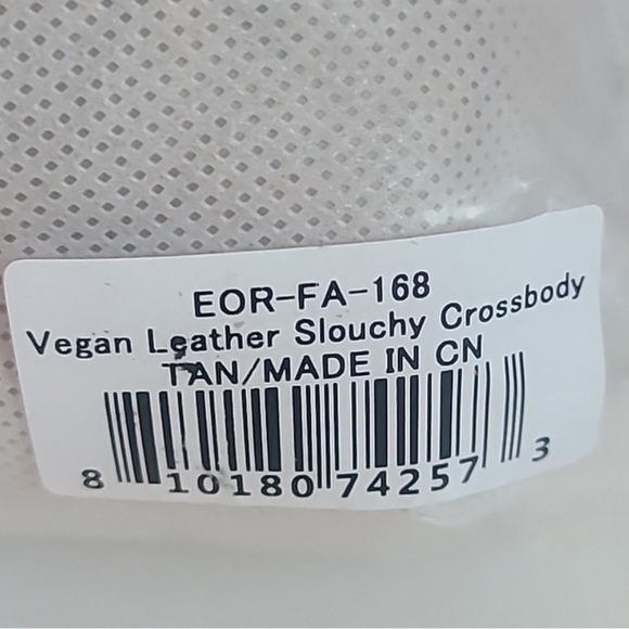 NEW🤎8 Other Reasons Vegan Leather Slouchy Bucket Bag $149 - Picture 8 of 11